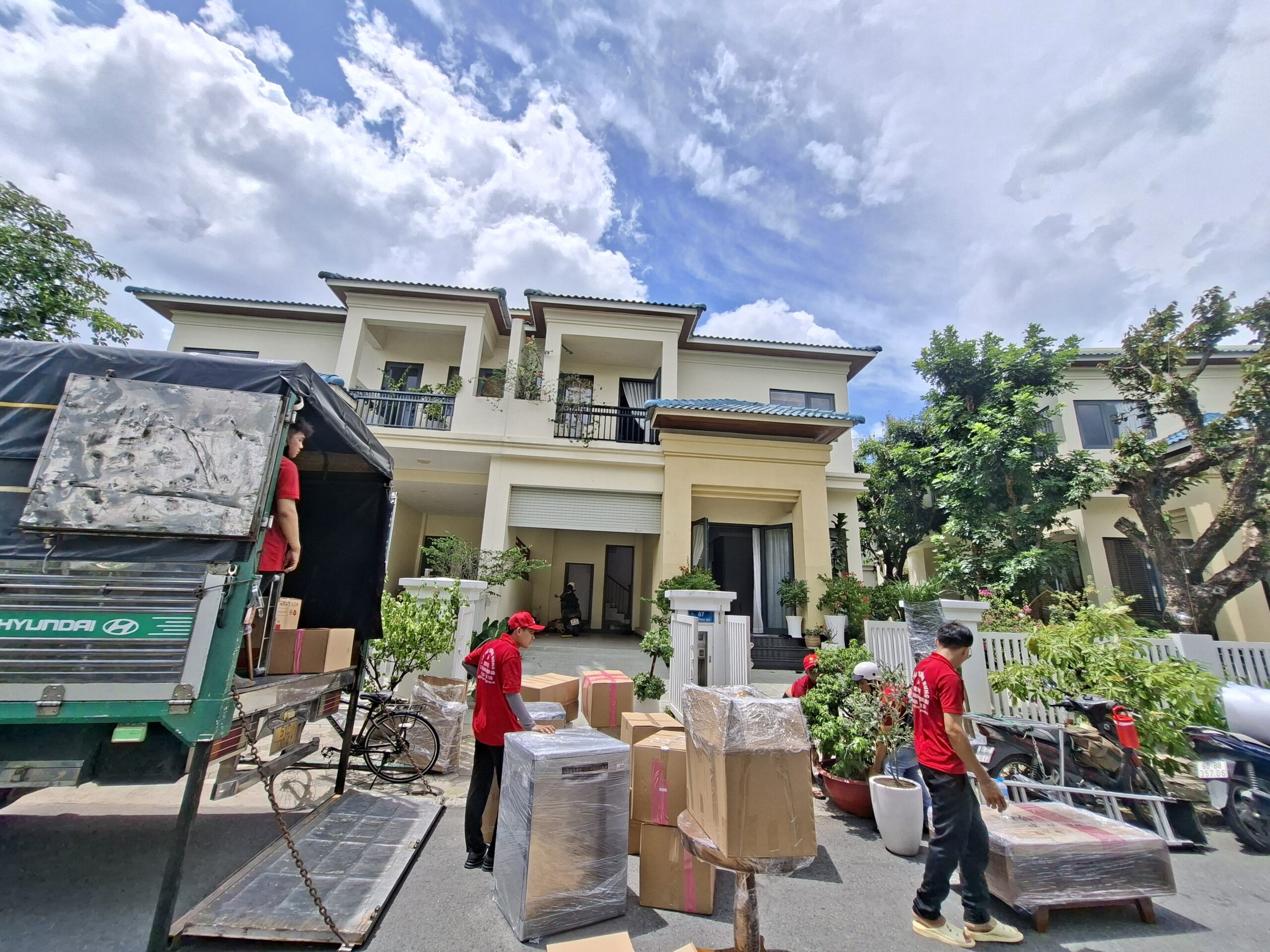 dịch vụ chuyển nhà giá rẻ uy tín