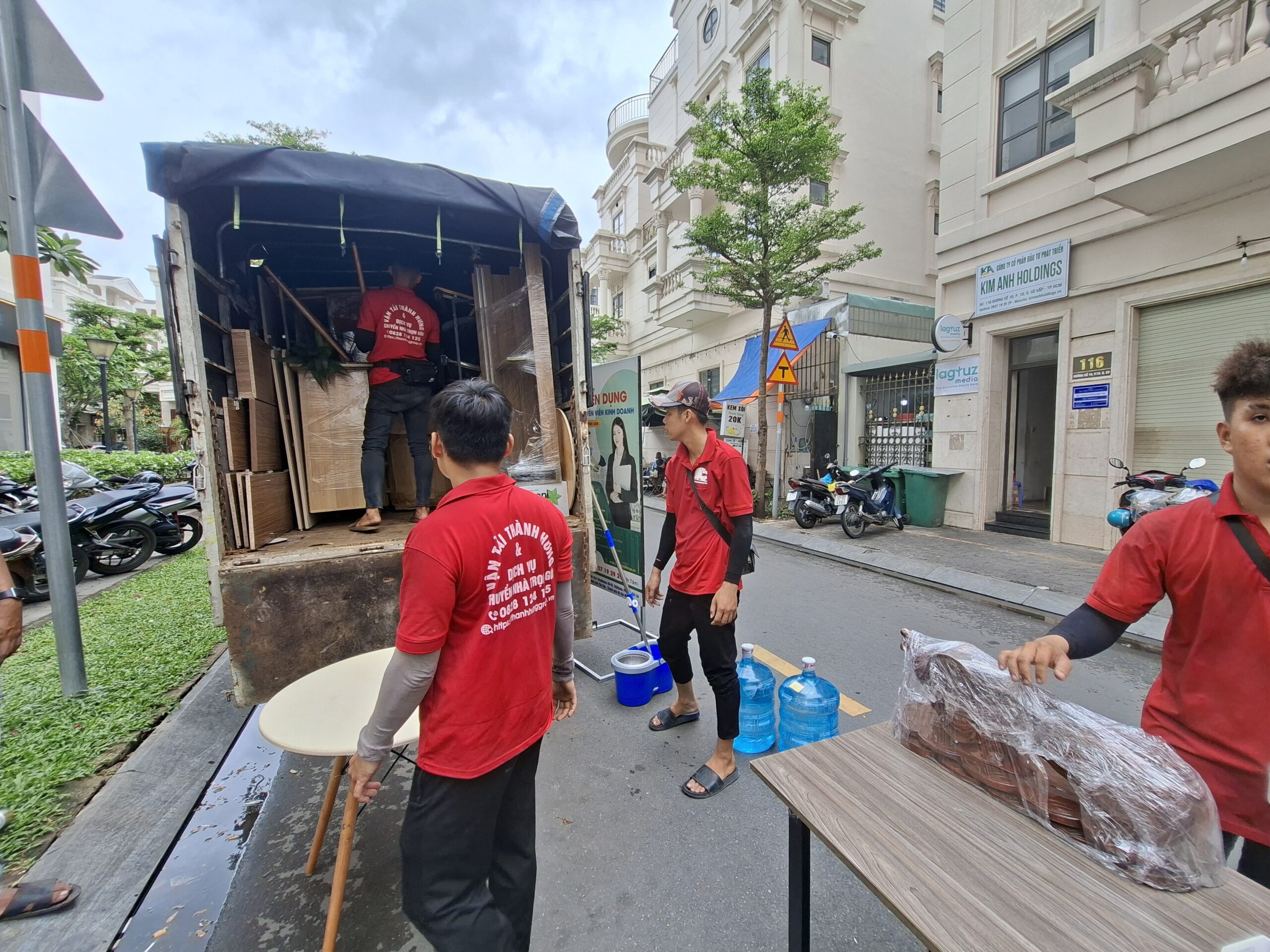 công ty vận chuyển văn phòng giá rẻ
