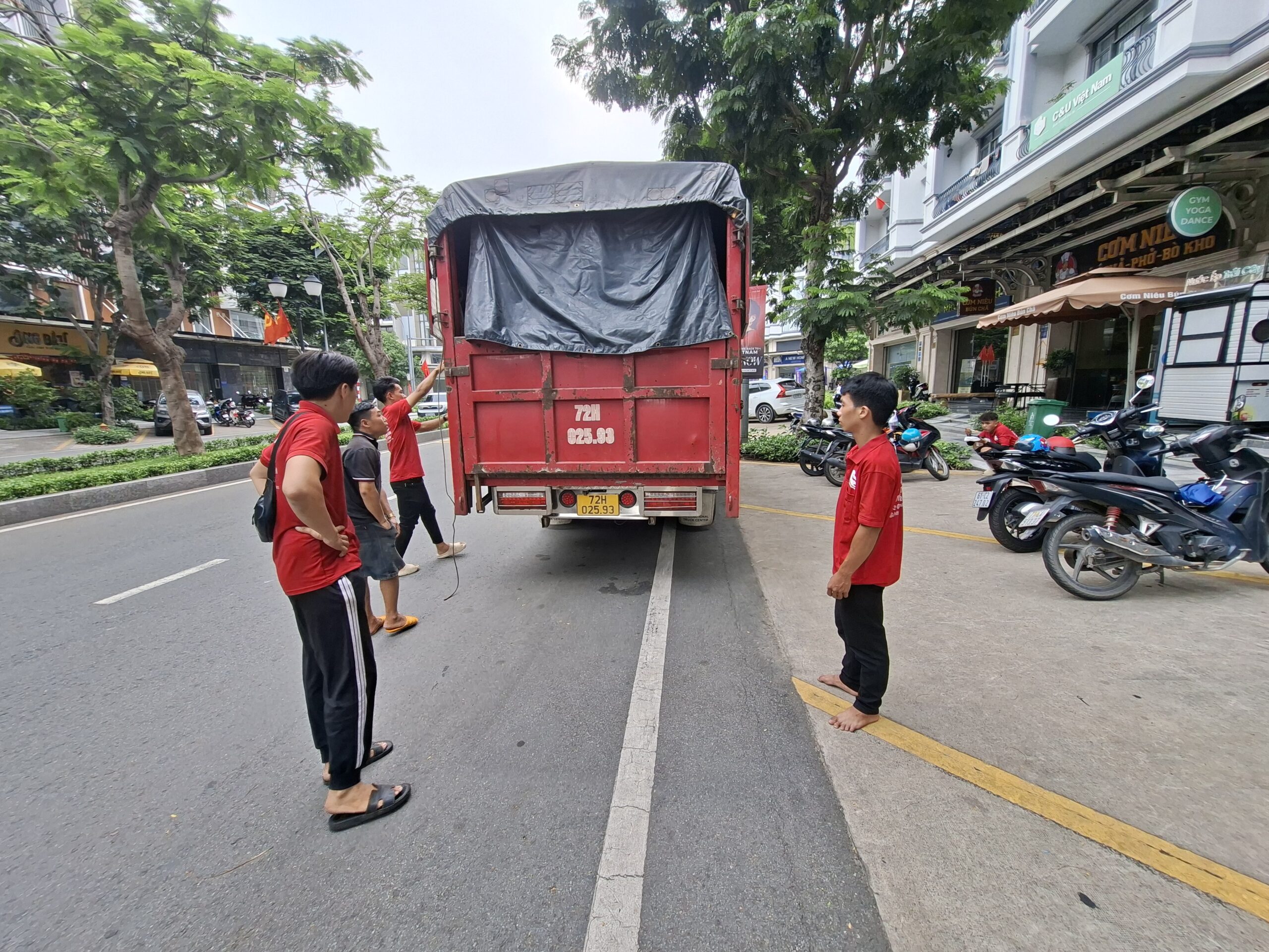 thuê xe tải chở đồ chuyển nhà
